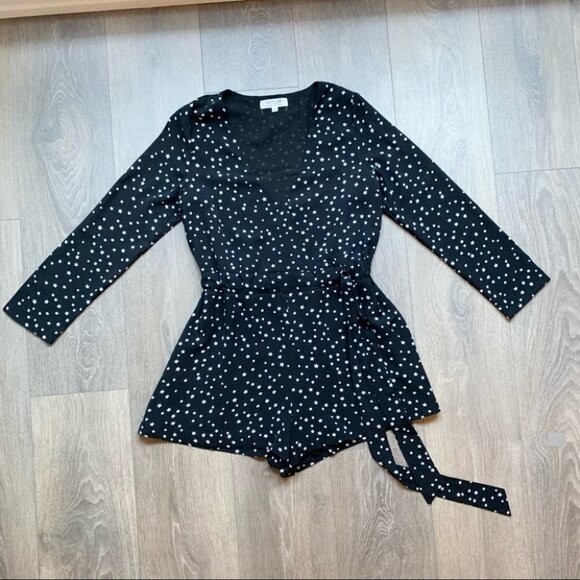 Revolve WYLDR In Your Eyes Star Print Romper Playsuit Jumpsuit Navy Blue V-neck - Picture 9 of 16